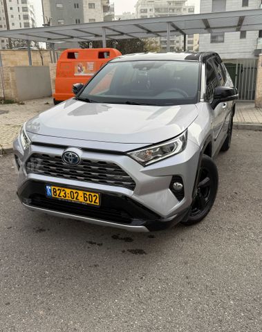 מודעת רכב טויוטה RAV4