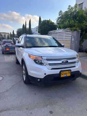 מודעת רכב פורד אקספלורר