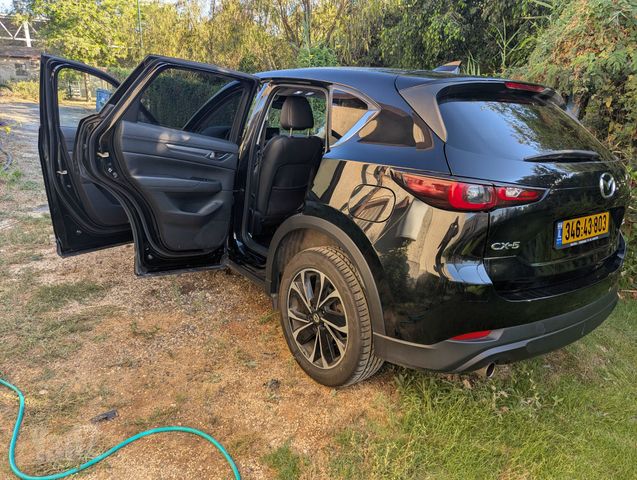 מודעת רכב מאזדה CX-5