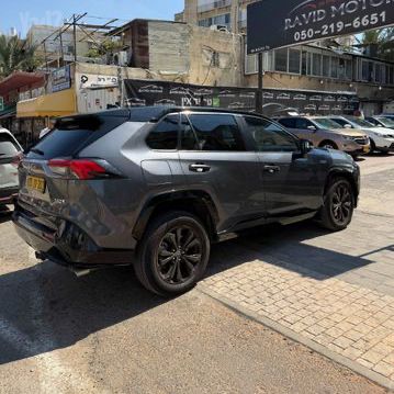 טויוטה RAV4