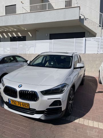 ב מ וו X2