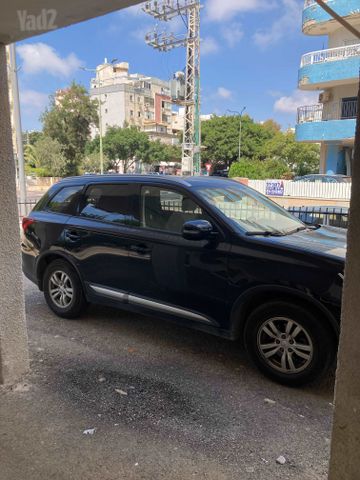 מיצובישי אאוטלנדר