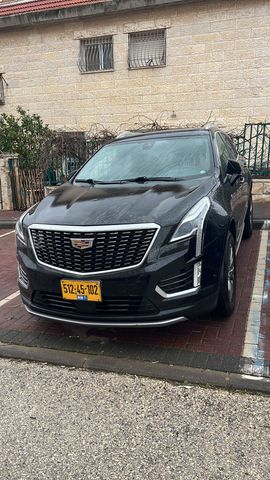קאדילק XT5