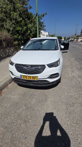 מודעת רכב אופל גרנדלנד
