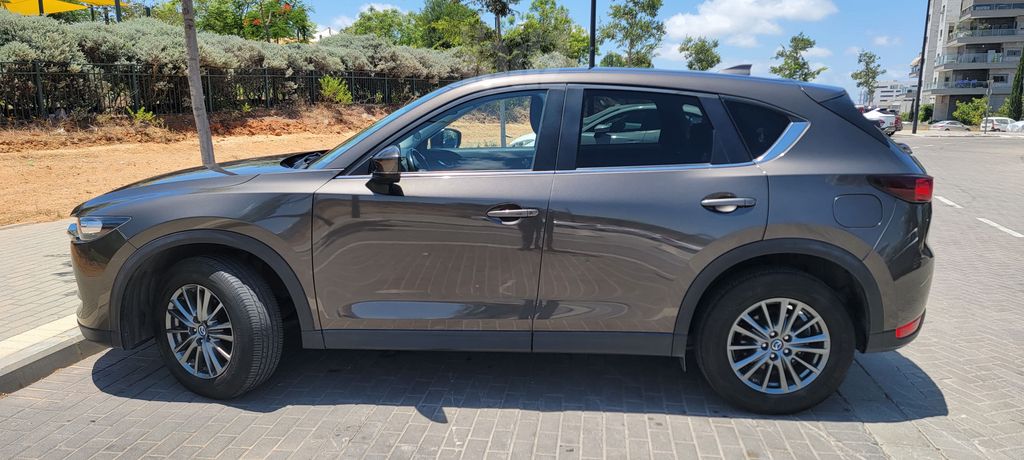 מודעת רכב מאזדה CX-5