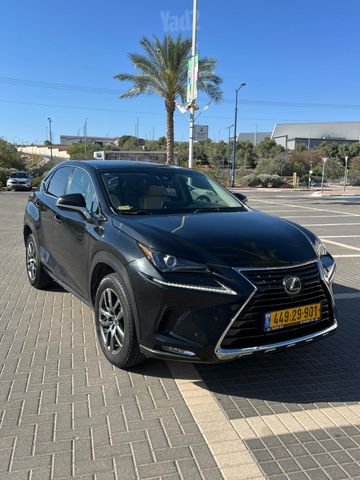 לקסוס NX