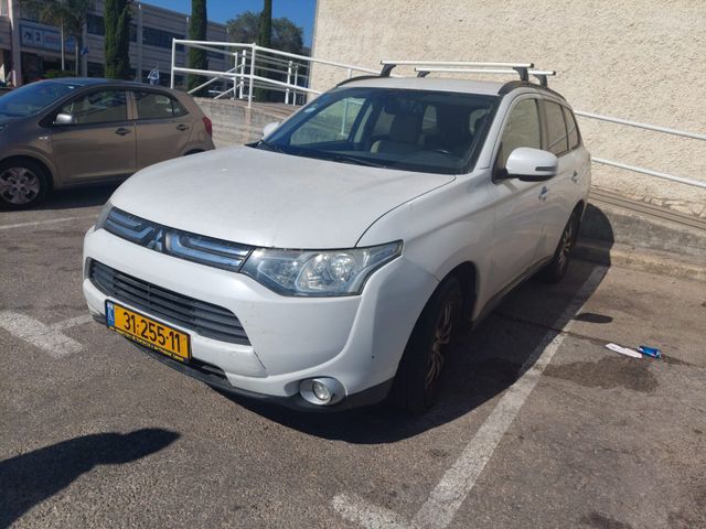 מודעת רכב מיצובישי אאוטלנדר