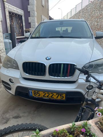 ב מ וו X5