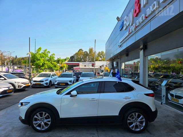 מאזדה CX-30