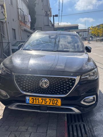 מודעת רכב אם ג'י EHS PHEV