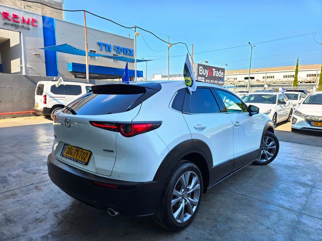 מאזדה CX-30