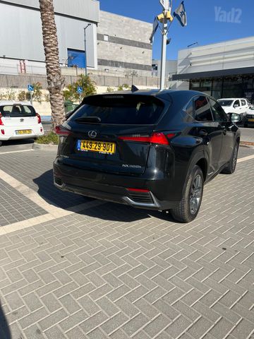 לקסוס NX