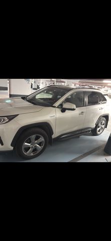 טויוטה RAV4