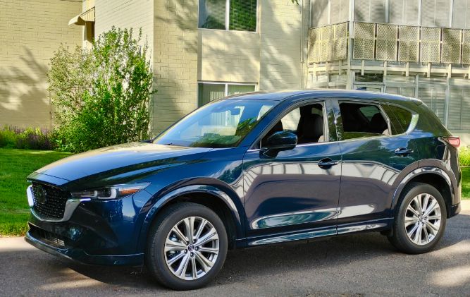 מודעת רכב מאזדה CX-5