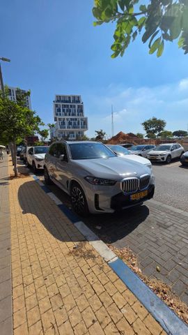 ב מ וו X5