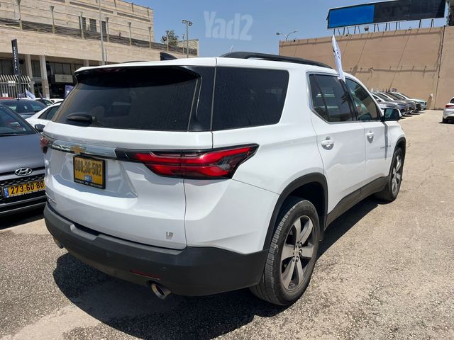 שברולט טראוורס