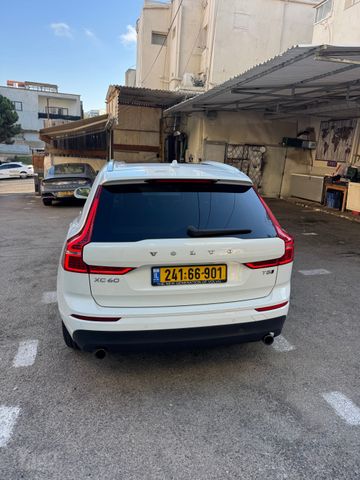 וולוו XC60