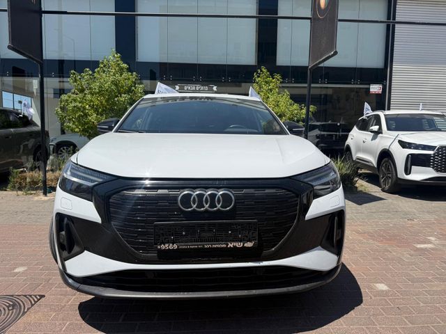 אאודי Q4 e-tron