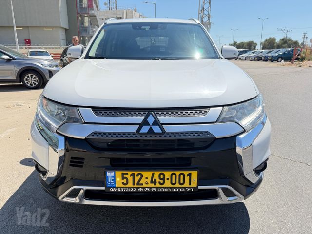 מיצובישי אאוטלנדר