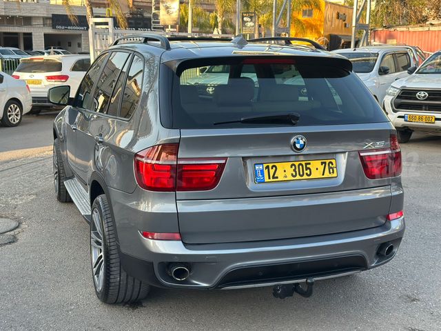 ב מ וו X5