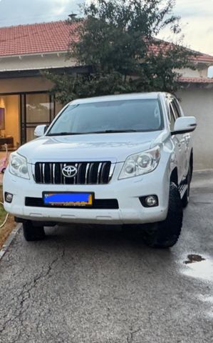 מודעת רכב טויוטה לנד קרוזר