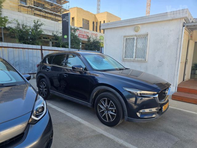 מודעת רכב מאזדה CX-5
