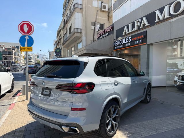 ב מ וו X5