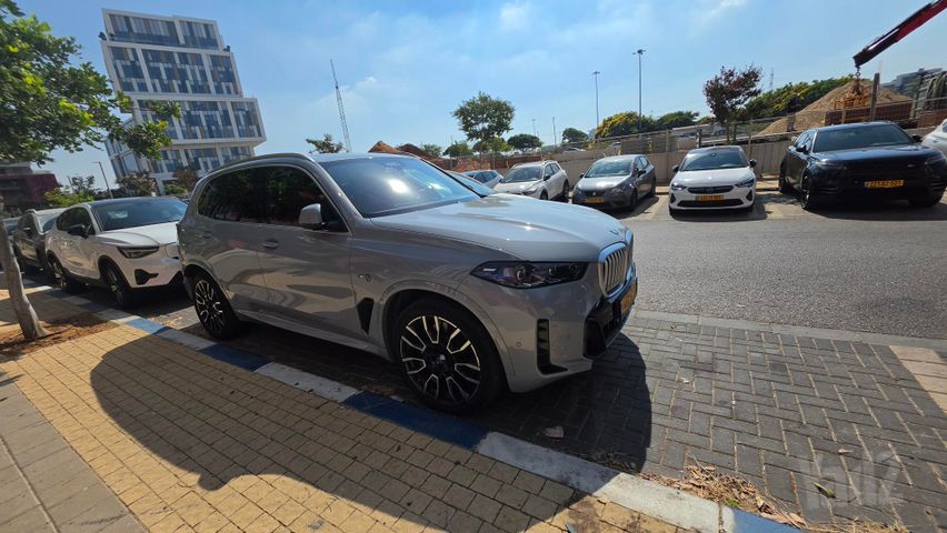 ב מ וו X5