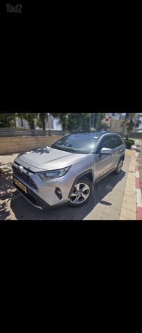 מודעת רכב טויוטה RAV4