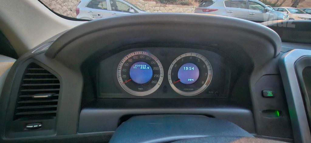 וולוו XC60
