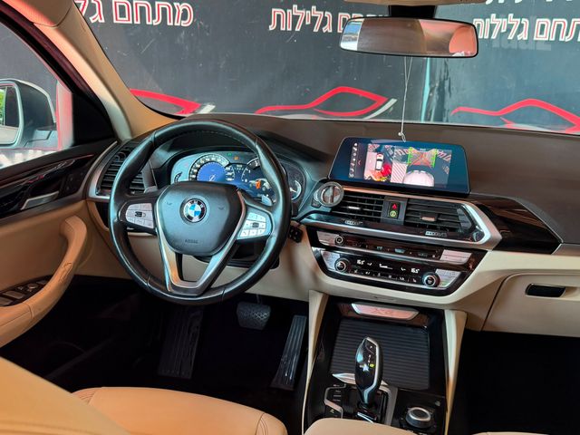ב מ וו X4