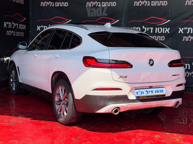 ב מ וו X4