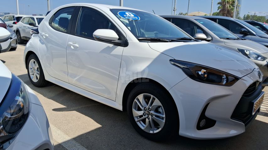 מודעת רכב טויוטה יאריס
