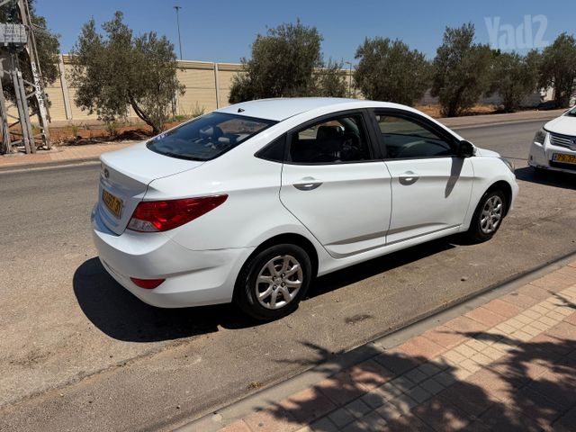 יונדאי אקסנט i25