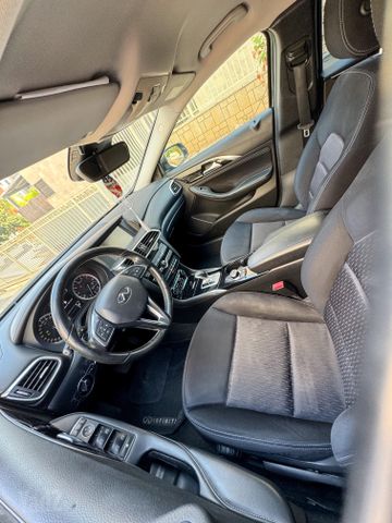 אינפיניטי Q30