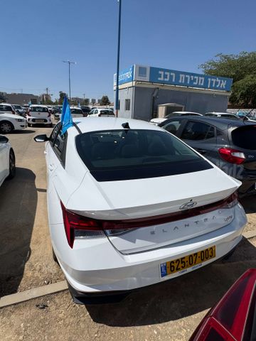 יונדאי אלנטרה