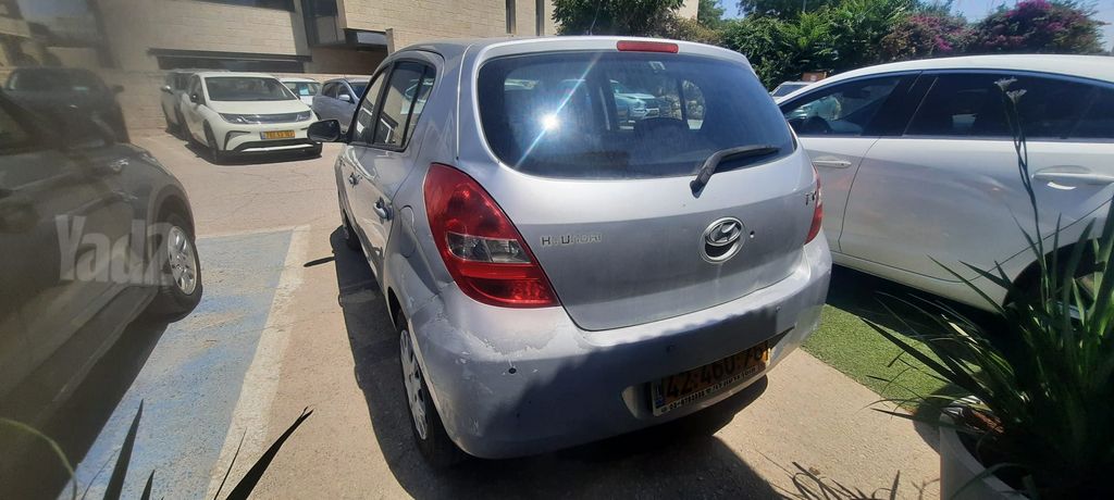 יונדאי i20