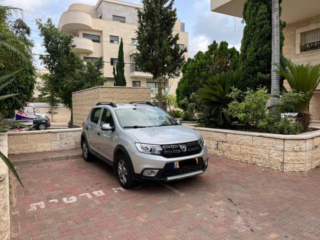 מודעת רכב דאצ'יה סנדרו