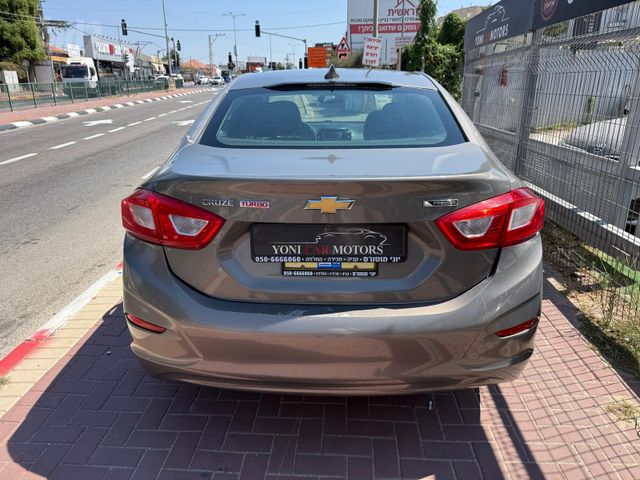 שברולט קרוז