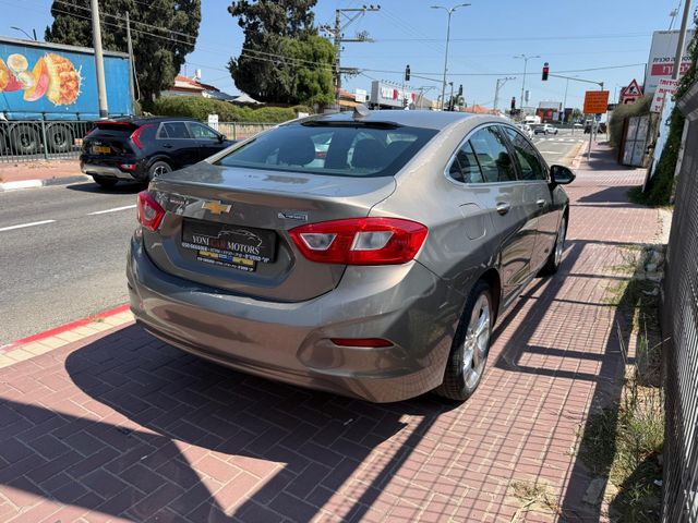 שברולט קרוז