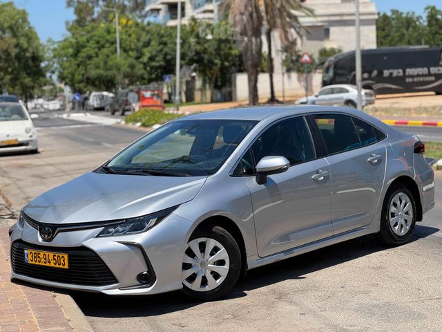 מודעת רכב טויוטה קורולה