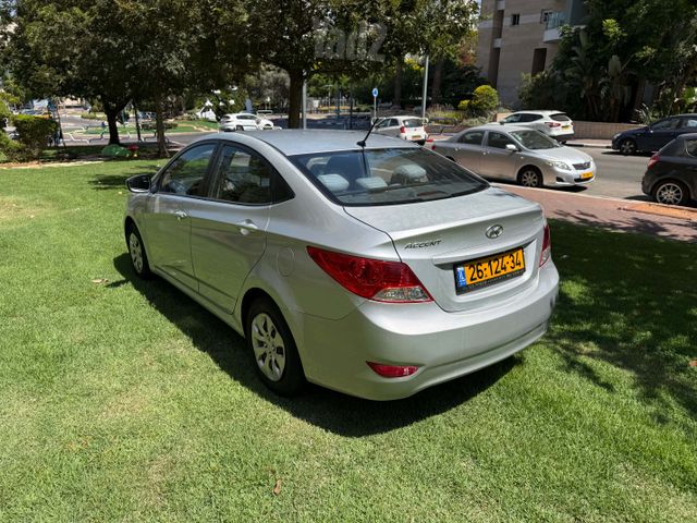 יונדאי אקסנט i25