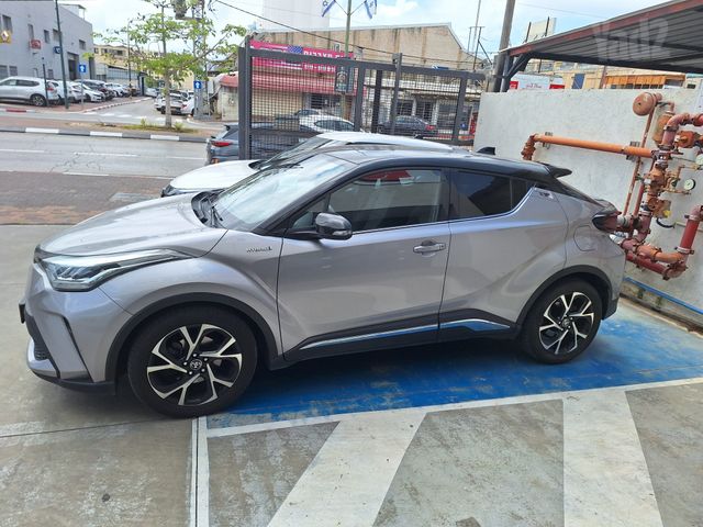 טויוטה C-HR