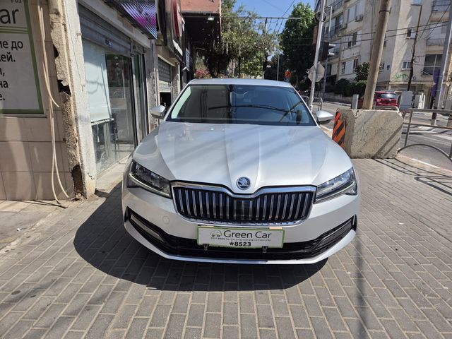 מודעת רכב סקודה סופרב