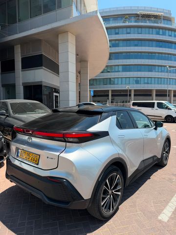 טויוטה C-HR