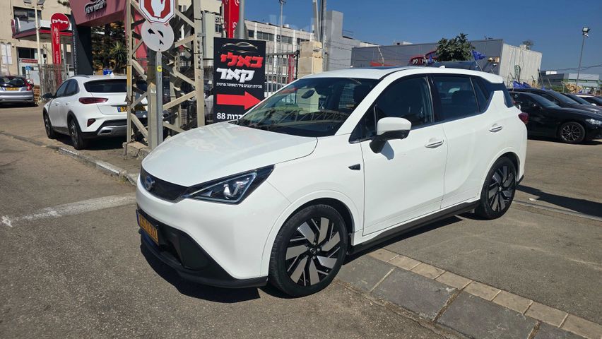 מודעת רכב ג'י.איי.סי GE3 2