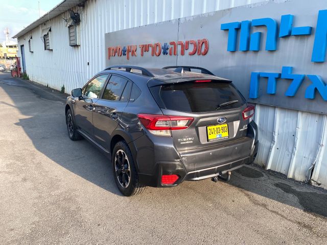 סובארו XV
