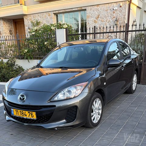 מודעת רכב מאזדה 3