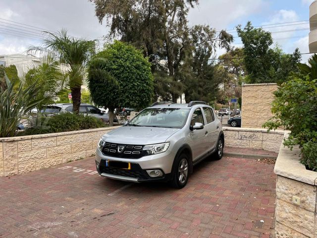 דאצ'יה סנדרו