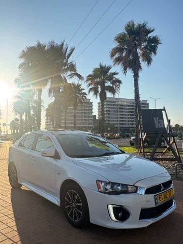 מיצובישי לנסר